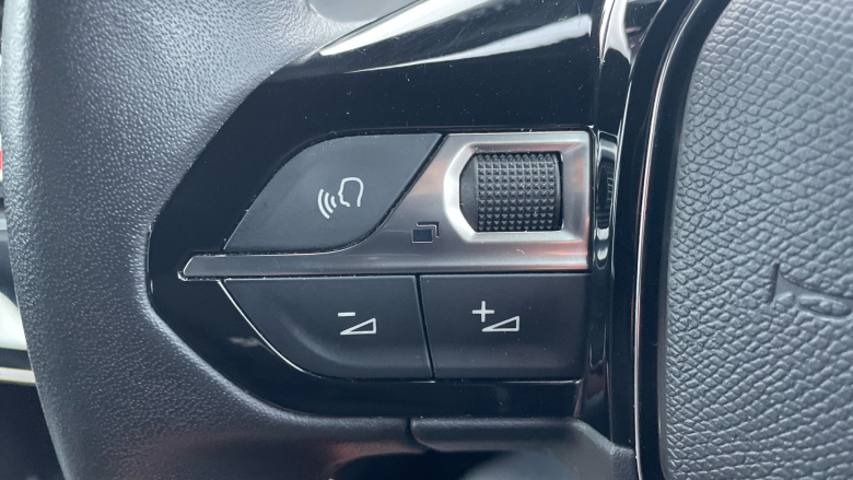 Peugeot 2008 1.2 PureTech Allure Premium+ 5dr Petrol Estate